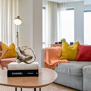  Apartment Shypen